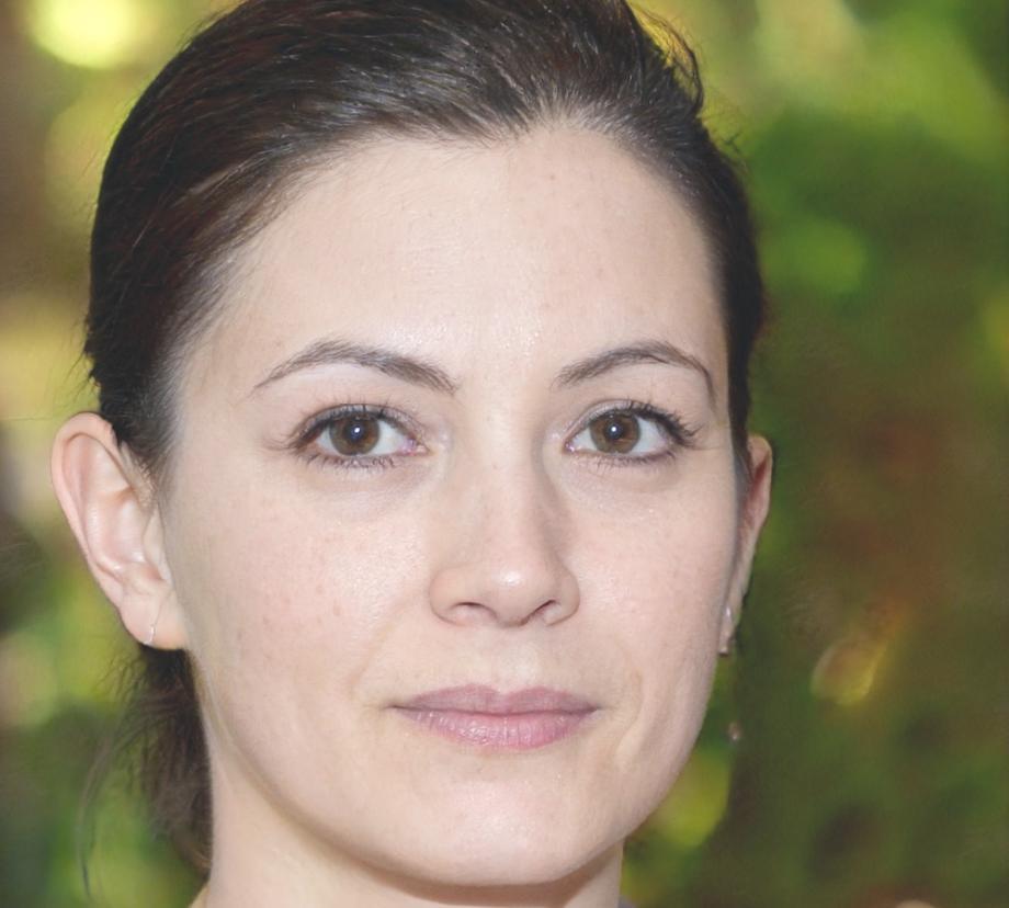 Portrait de Célestine Valdère, spécialiste en marchés financiers